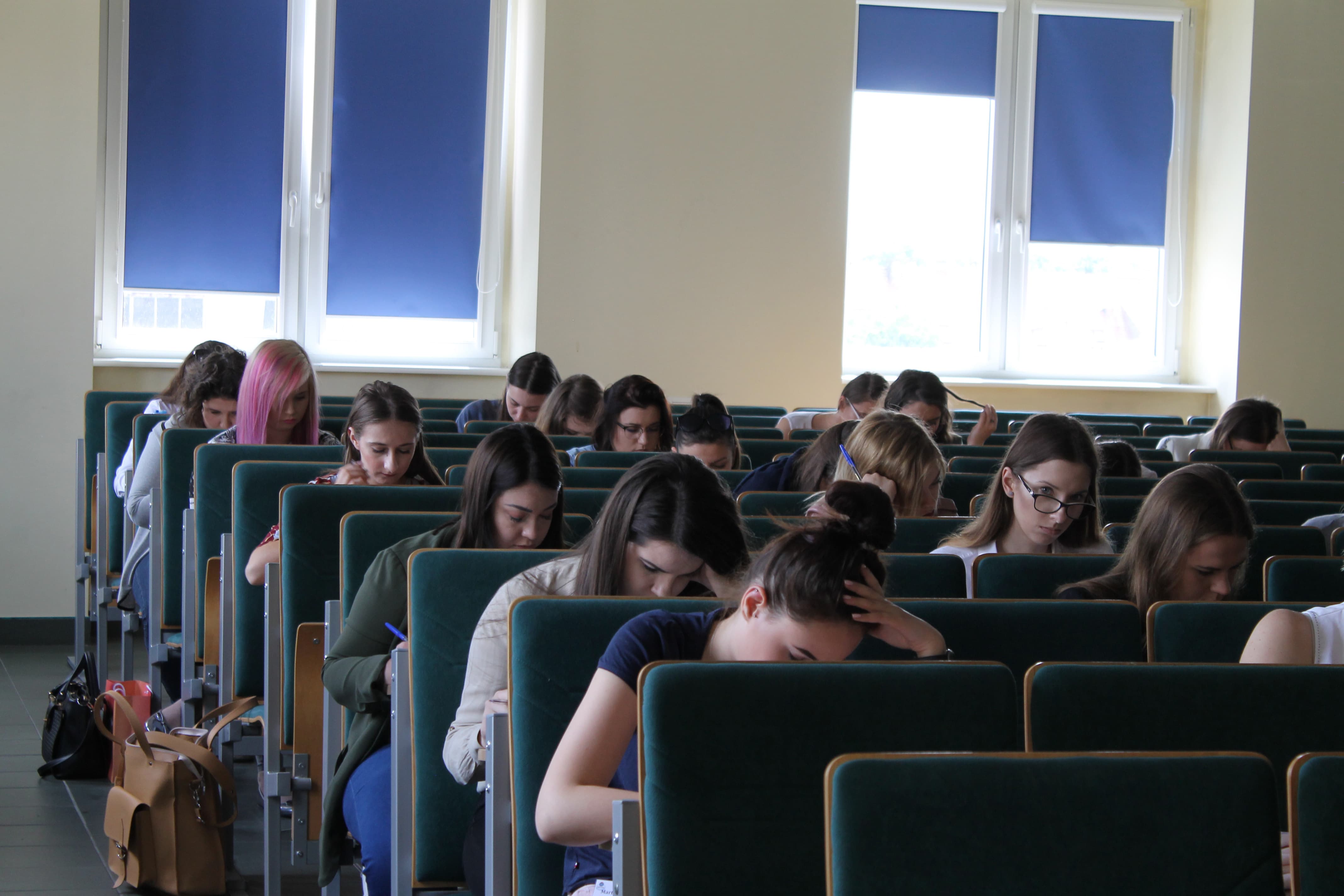 Wyższa Szkoła Biznesu i Nauk o Zdrowiu - Studia Łódź - I miejsce w